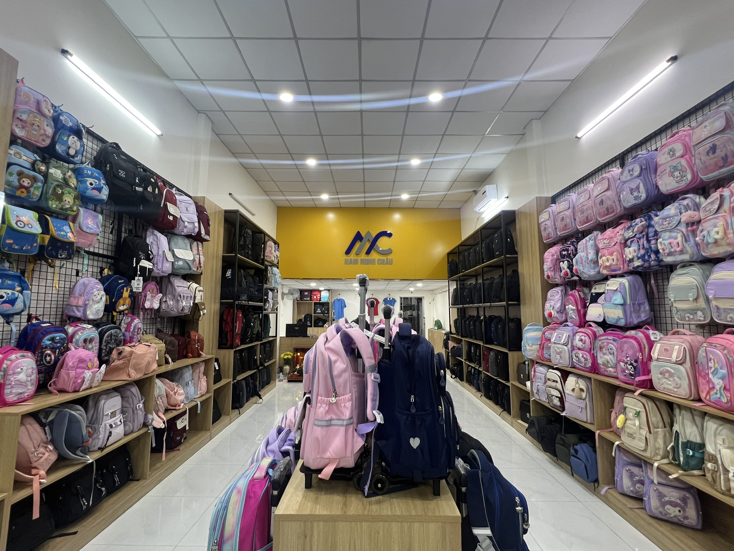  Văn Phòng Nam Minh Châu